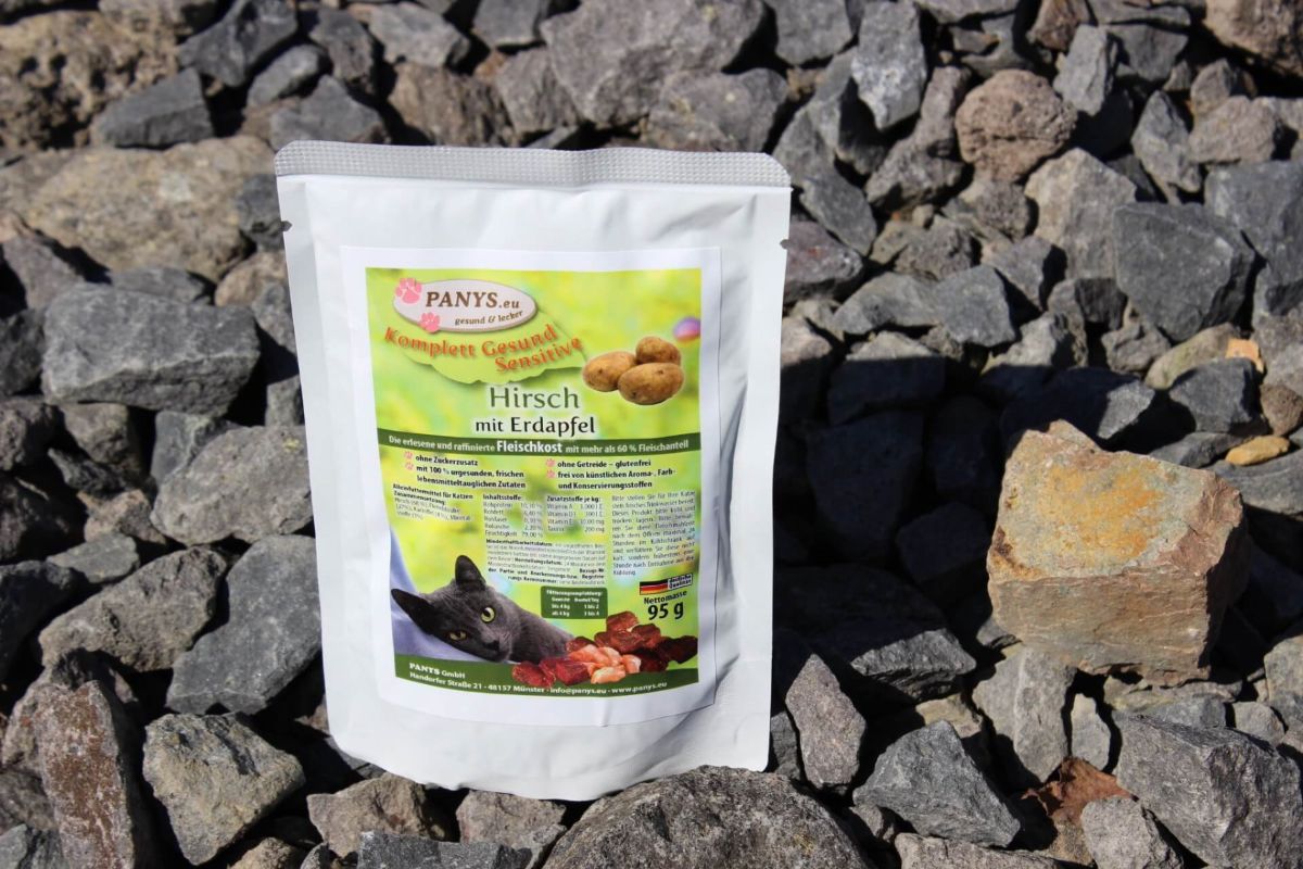 Menü aus 68,0 % Hirsch pur und 4,0 % Erdapfel 12 x je 95g / 295g